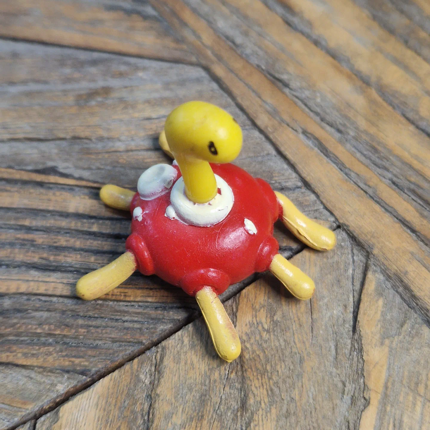 Beta bootleg figure (badly painted) — photo 2